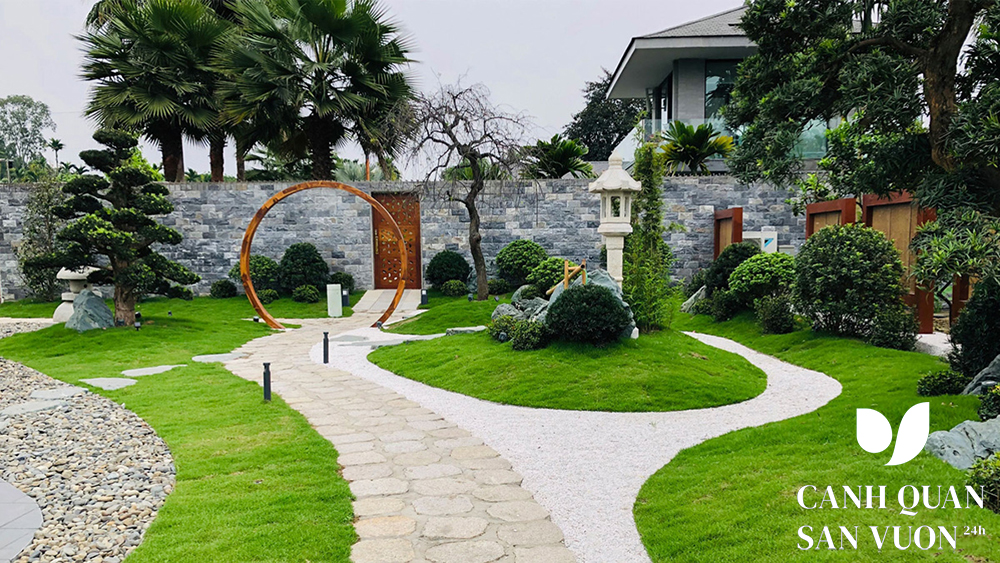 Top 5 kiểu sân vườn biệt thự thịnh hành nhất hiện nay 2 Đặc điểm của một sân vườn biệt thự
